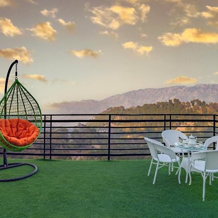 Himalyan Basera I Pvt Balcony I Serviced Apt I By Exotic Stays كاساولى المظهر الخارجي الصورة