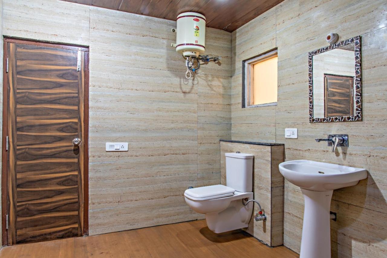 Himalyan Basera I Pvt Balcony I Serviced Apt I By Exotic Stays كاساولى المظهر الخارجي الصورة